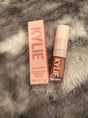 *NIB .03oz/1ml* (300 KOKO K )-Kylie Matte Liquid Lipstick